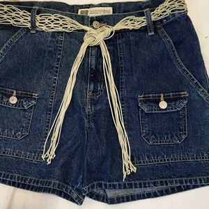 Faded Glory Dark Blue Jean Shorts with Cream Belt